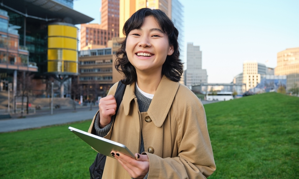 Expert study abroad consultants in Chennai offering personalized guidance for overseas education, university selection, visa processing, and admission support.